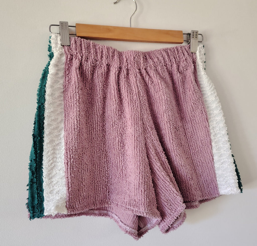 70's Dizzy Girl Shorts