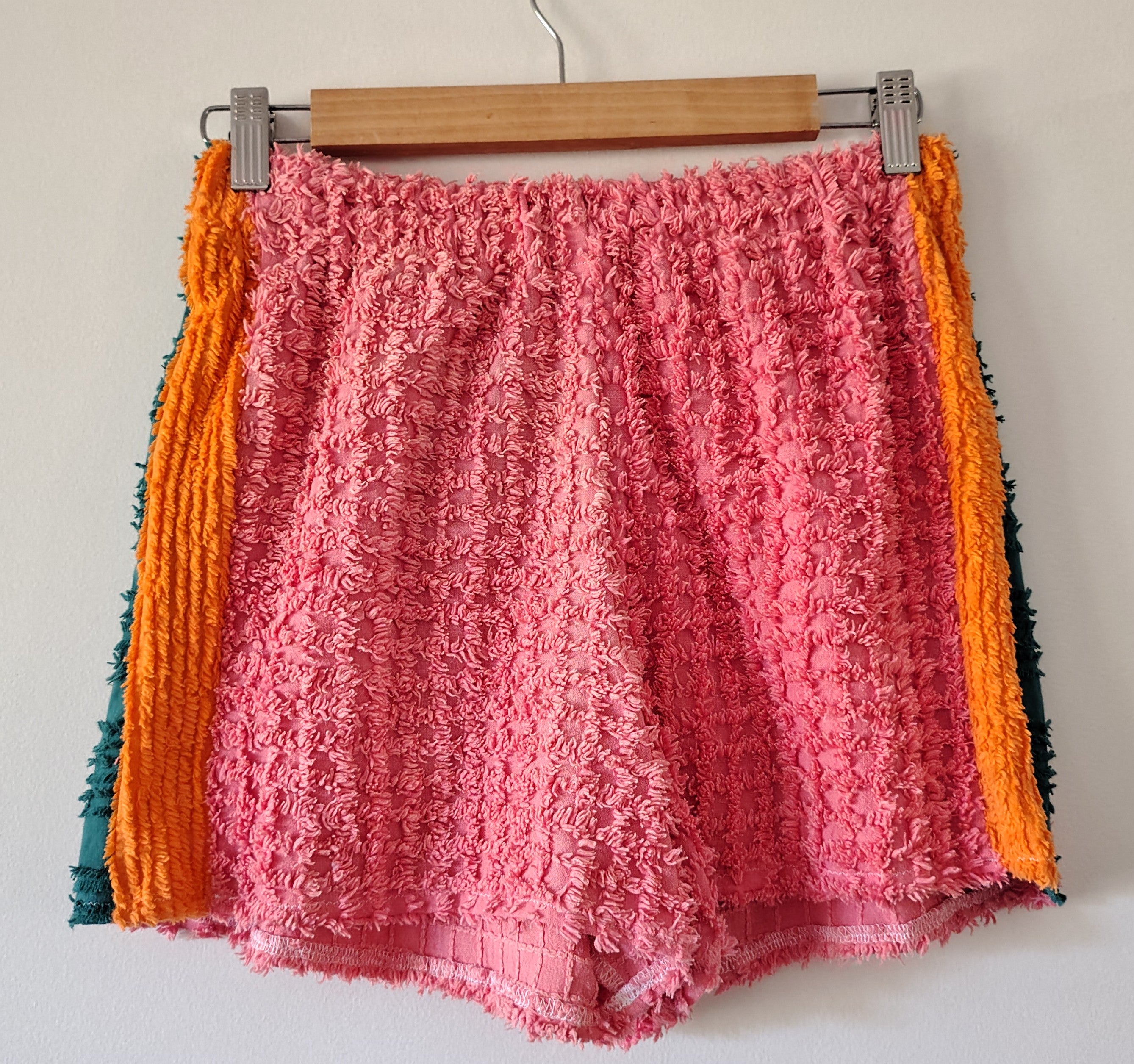 70's Dizzy Girl Shorts
